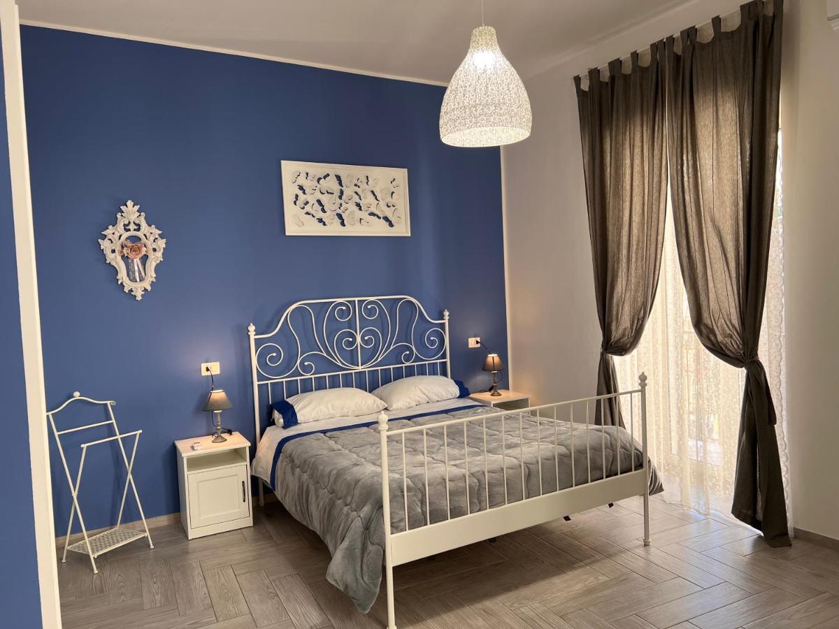 Vico Longo 25 - Ensuit Flat In The Heart Of Naples Extérieur photo
