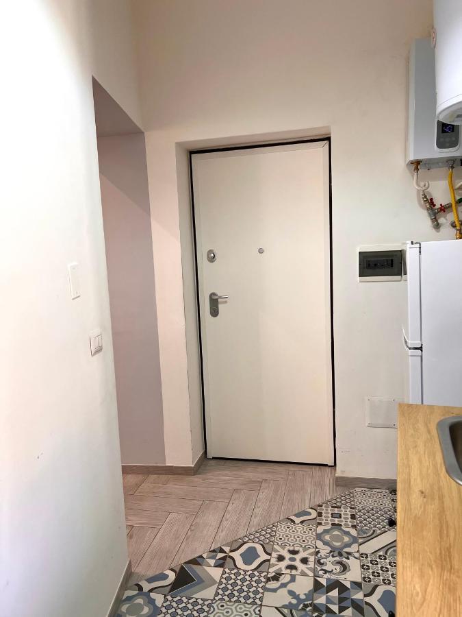 Vico Longo 25 - Ensuit Flat In The Heart Of Naples Extérieur photo